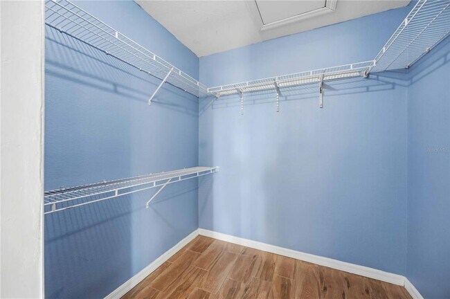 Building Photo - 2950 Viscaya Pl