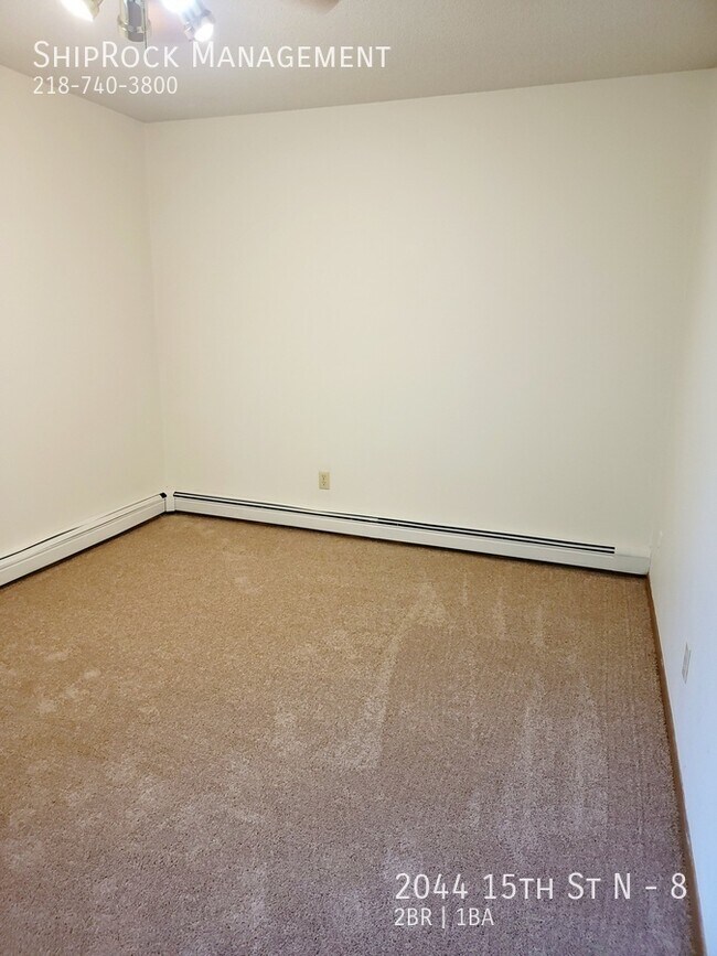 Building Photo - 2044 15th St N