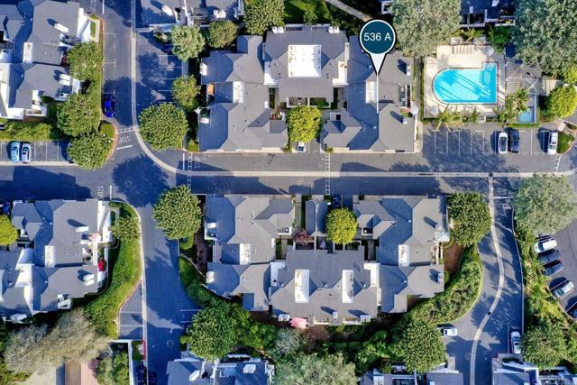 Building Photo - 536 Via De La Valle