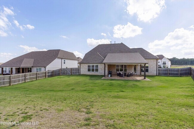 Building Photo - 13738 River Grove Ln