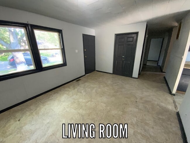 Building Photo - 1109 Koehn-