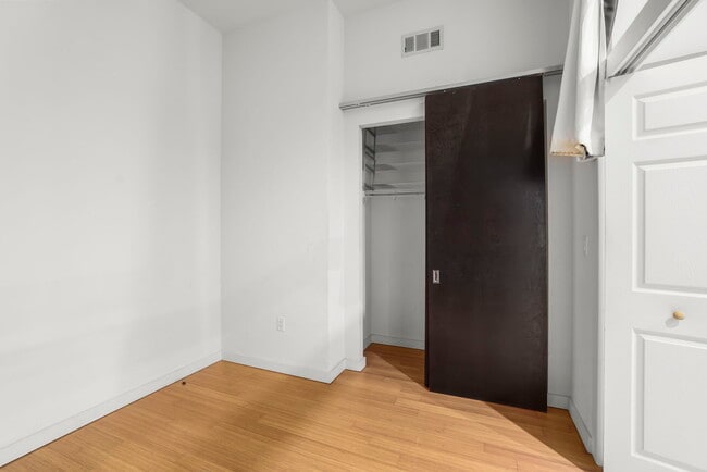 Building Photo - 16 Jessie St