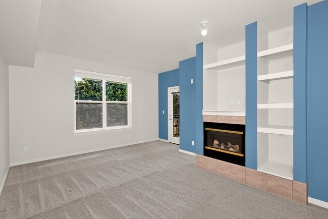 Building Photo - Move In Special! Large 1 Bedroom with Built in Office Nook - Garage Parking
