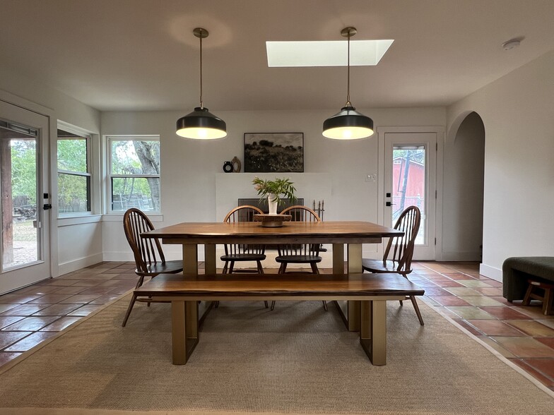 Building Photo - 5105 Circle Ridge Dr W