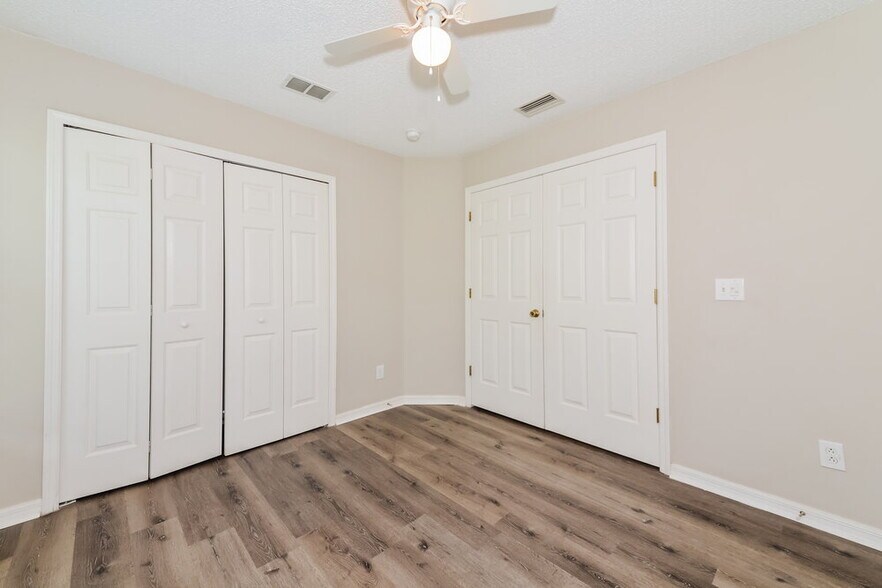 Building Photo - 11506 Summit Rock Ct