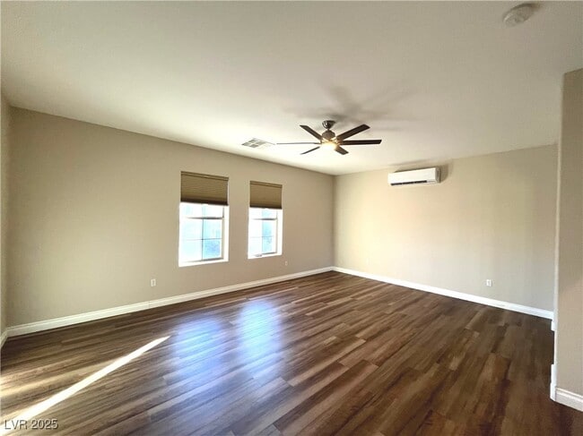 Building Photo - 10658 Little Horse Creek Ave