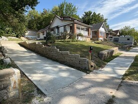 Building Photo - 5221 Wayne Ave