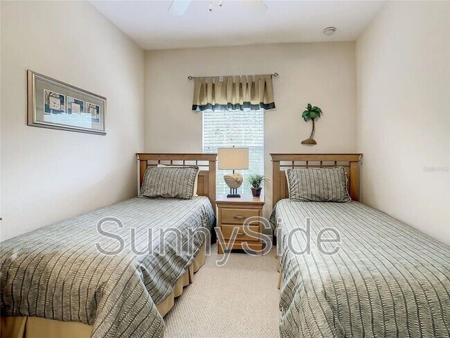 Building Photo - 2390 Caravelle Cir