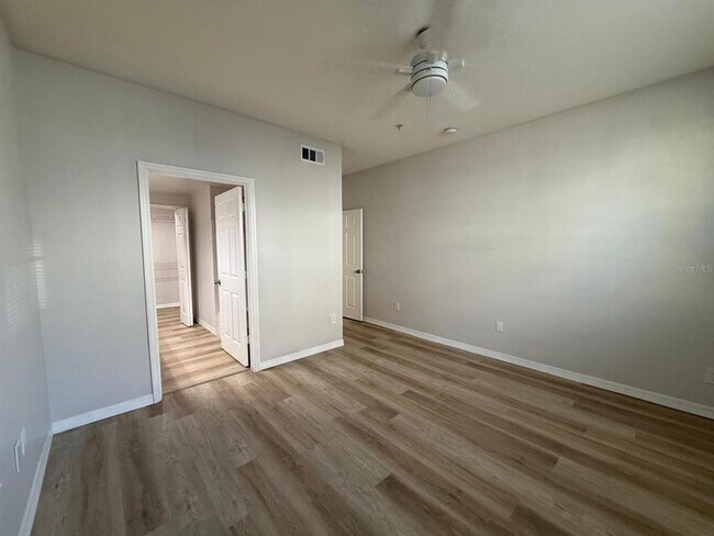 Building Photo - 3478 Westchester Square Blvd