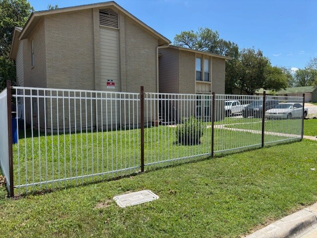 Building Photo - 2906 Sweeney Ln