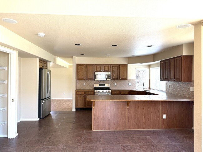 Building Photo - 15859 Bridle Ridge Dr