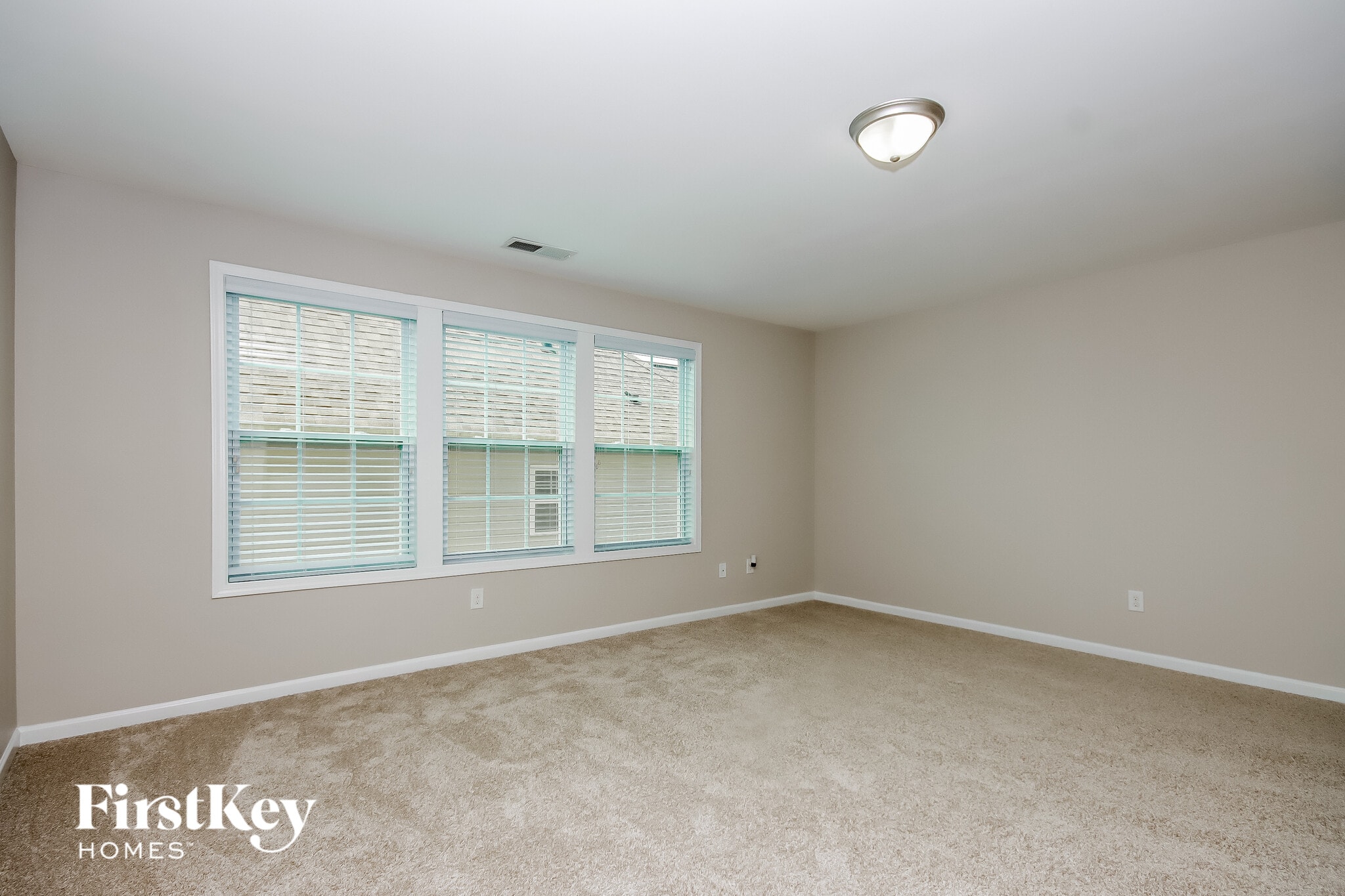 Building Photo - 7815 Sawgrass Ln