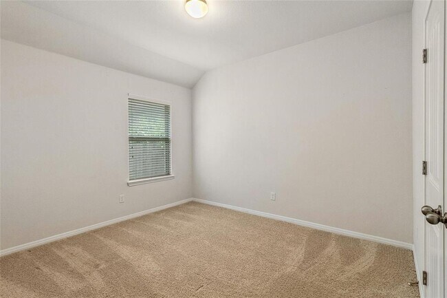 Building Photo - 420 Blue Oak Blvd