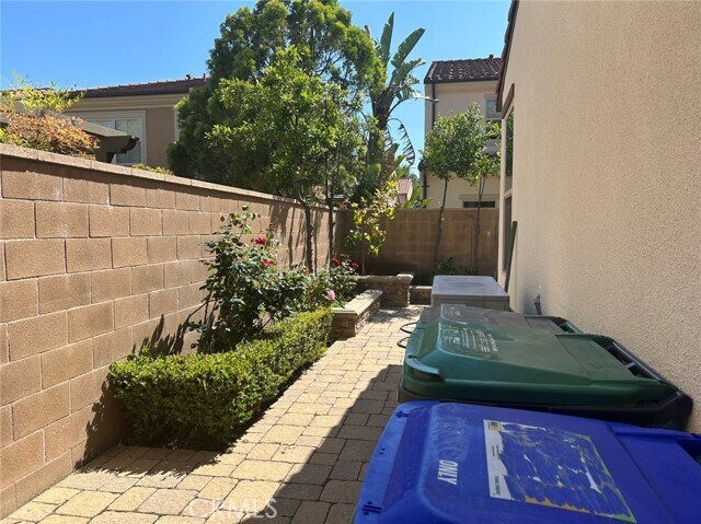 Building Photo - 59 Coleridge
