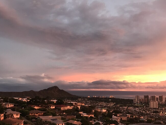 Famous Diamond Head crater - 2012 St Louis Dr