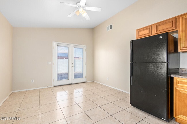 Building Photo - 14805 Charco Rd