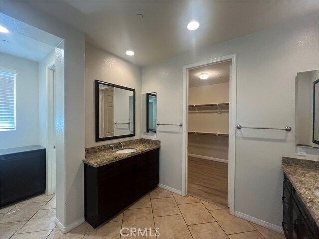 Building Photo - 1134 Las Colinas Way