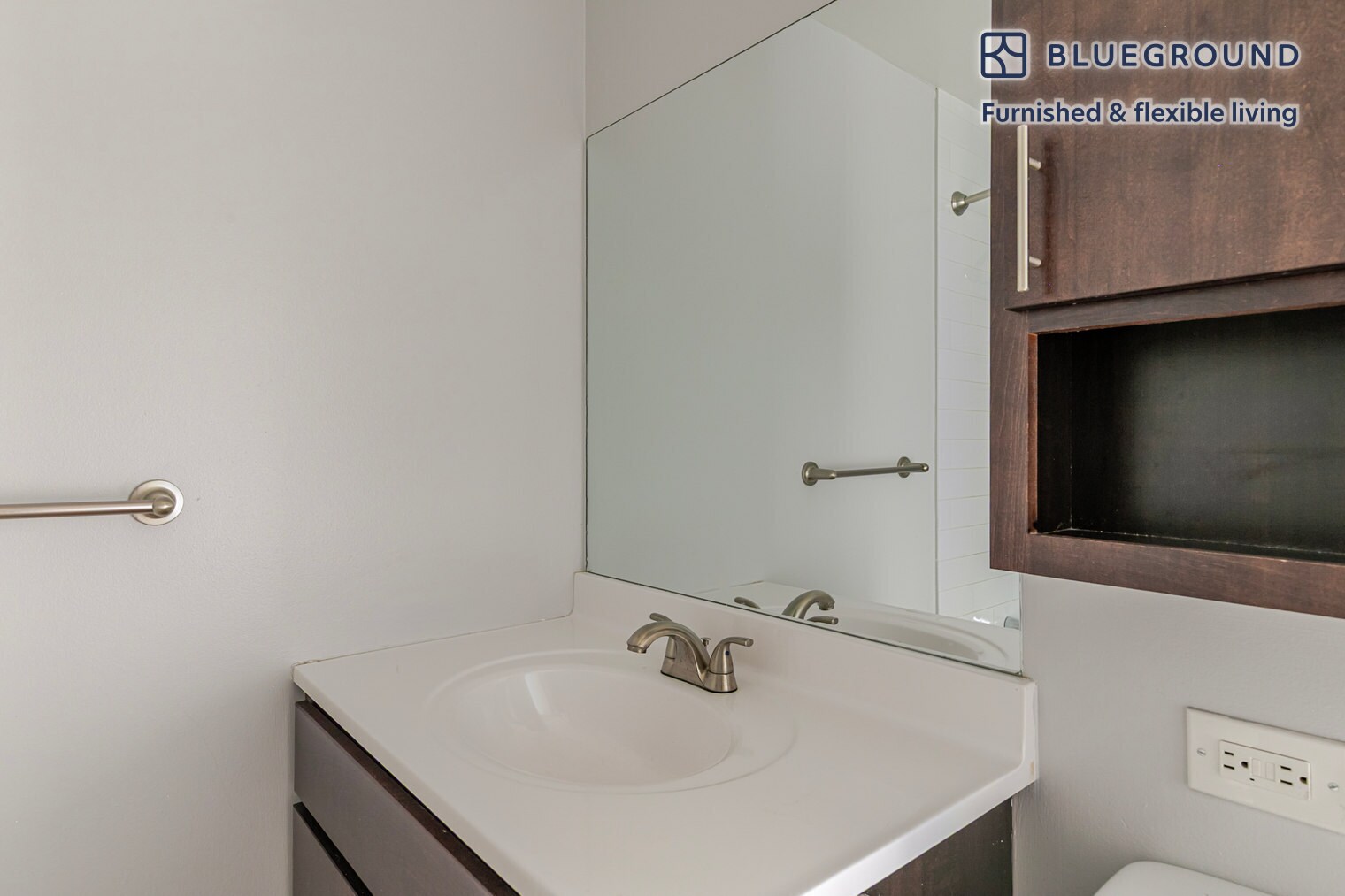 Building Photo - 8 W Chestnut St