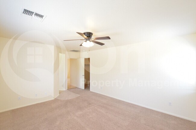 Building Photo - 25663 W Shooting Star Ln