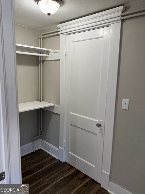 Building Photo - 1802 Temple Ave