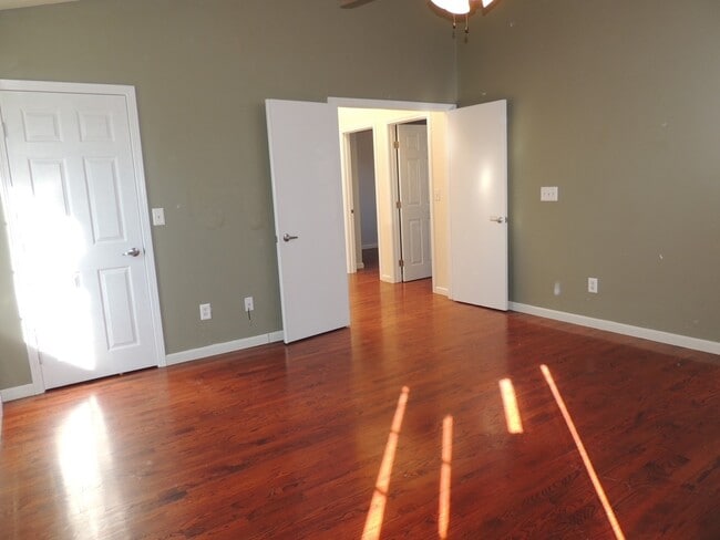 Building Photo - 8255 Point Arena Ct