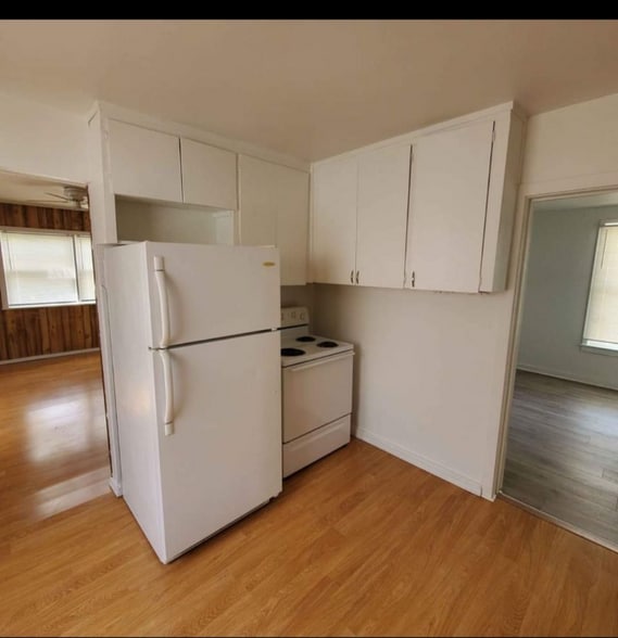 Building Photo - 114 24th St