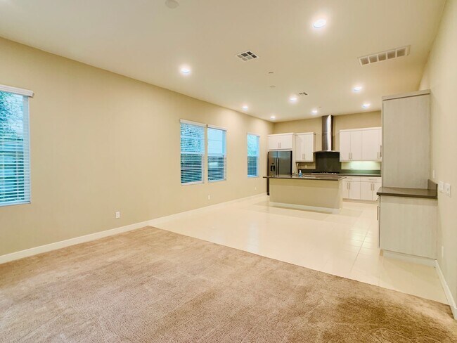 Building Photo - Modern 4BR Home in Irvine Great Park | Resort-Style Amenities & Top Schools