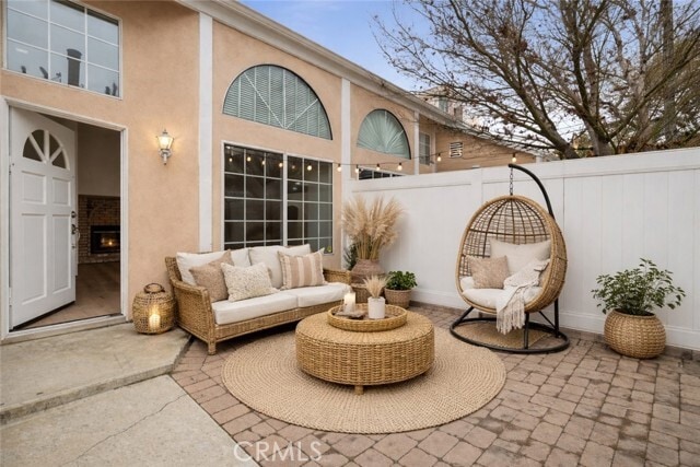 Building Photo - 2217 Vanderbilt Ln