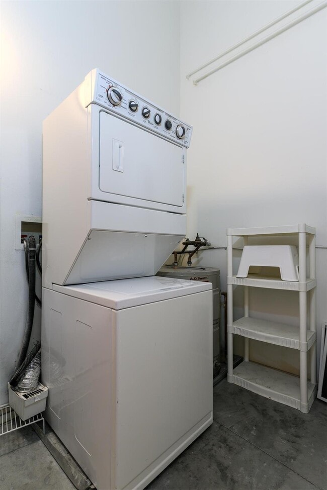 Building Photo - 1136 Washington Ave