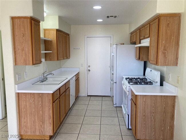 Building Photo - 752 Spotted Eagle St