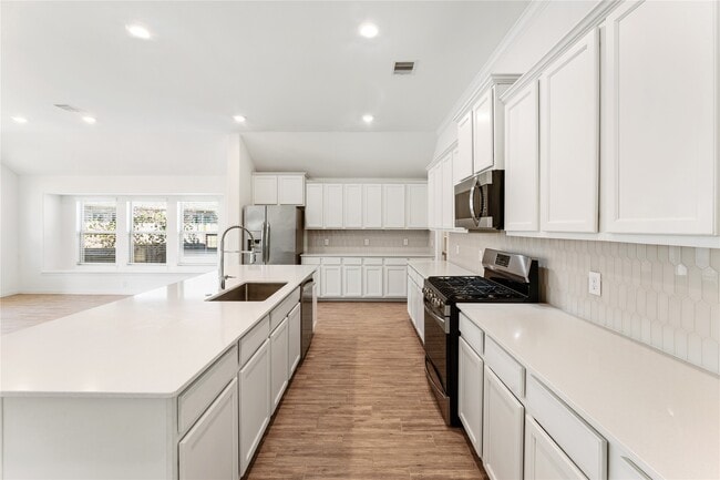 Building Photo - 13018 Hydeland Dr