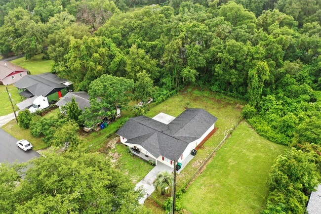 Building Photo - Spacious 4-Bedroom Home in Wildwood – Rece...