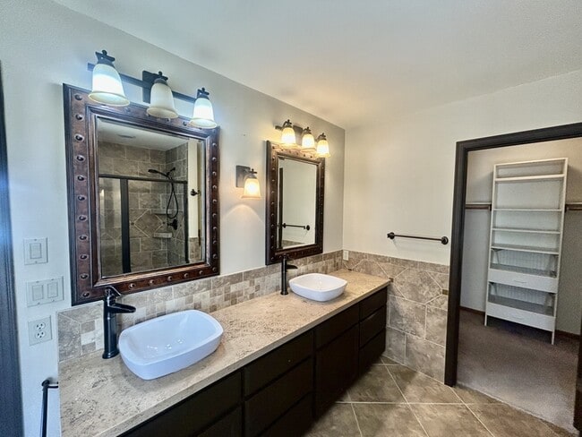 Building Photo - 4114 Northridge Way