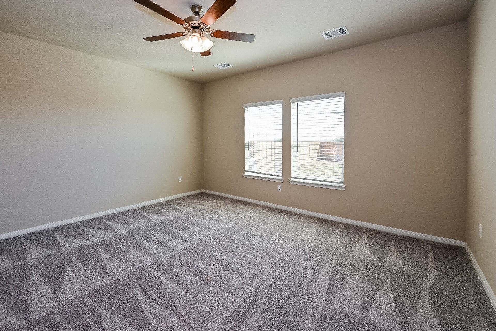 Building Photo - 7922 Cypress Country Dr