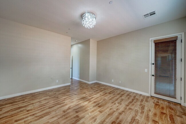 Building Photo - READY TO VIEW NOW! Remodeled-Huge 5 Bedroo...