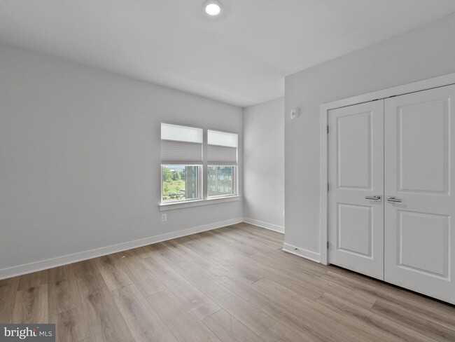 Building Photo - 12865 Mosaic Pk Wy