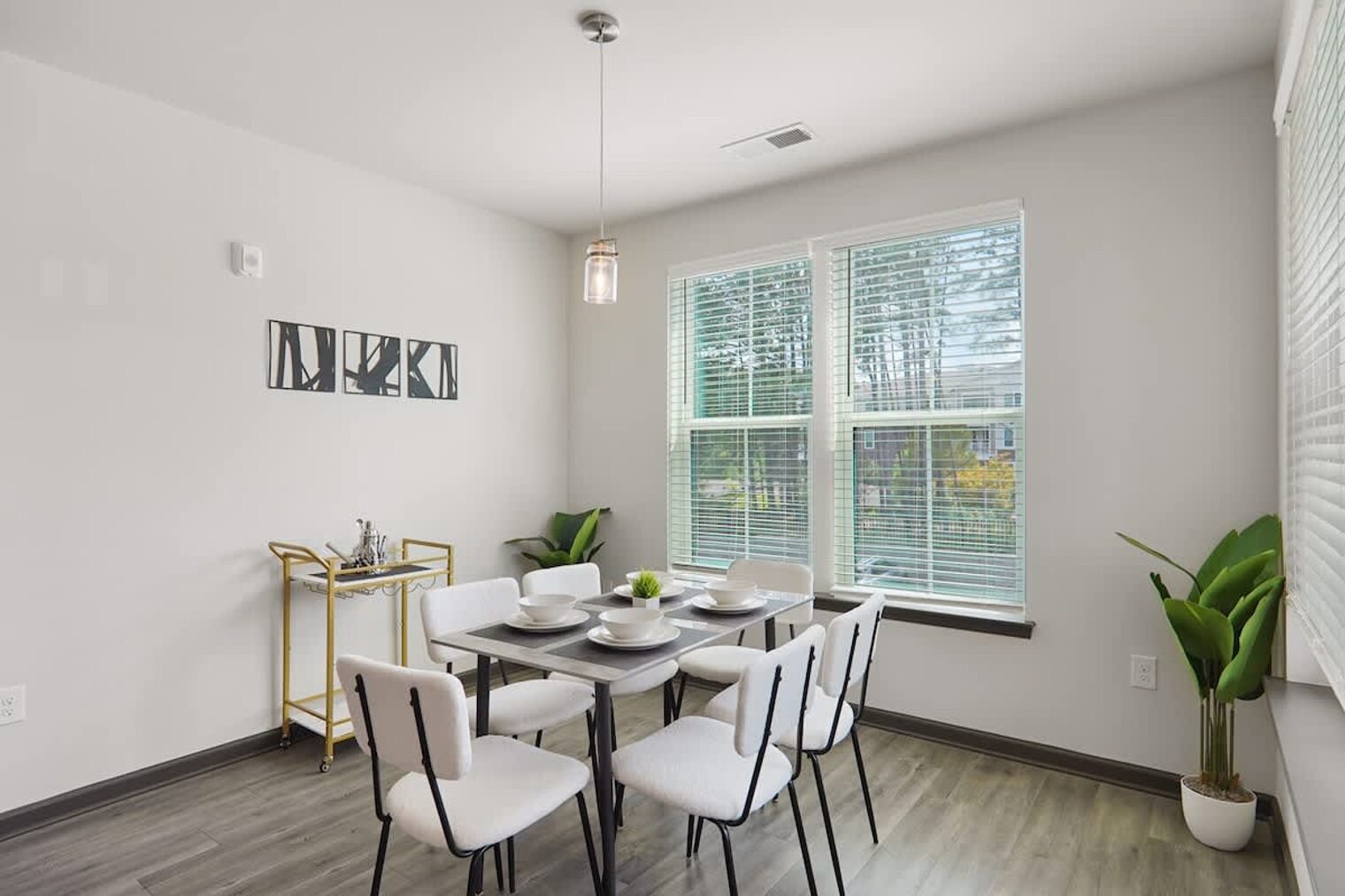 Building Photo - 1540 Dunn Rd