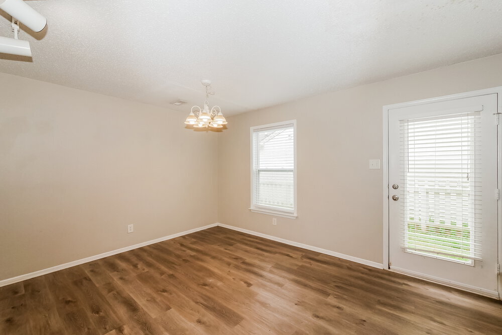 Building Photo - 936 Brookstone Dr