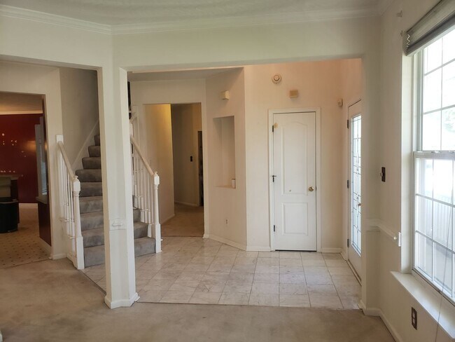 Building Photo - 4115 Bishops Pl