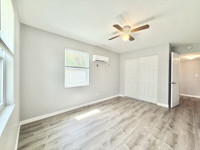 Building Photo - 4091 58th Ave