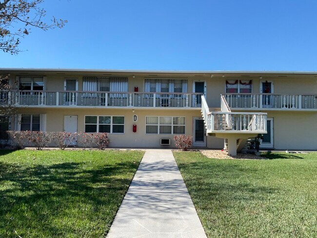 Building Photo - 80 Bedford E