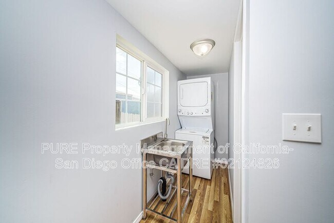 Building Photo - 2334 E 32nd St