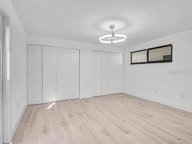 Building Photo - 500 Park Blvd S