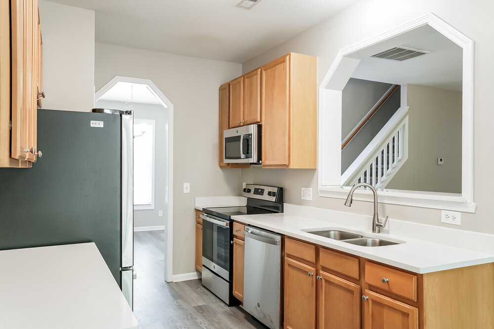 Building Photo - 8137 Marshall Brae Dr