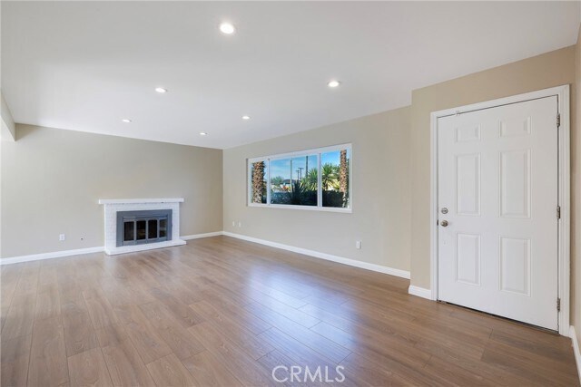 Building Photo - 6485 Clovis Pl