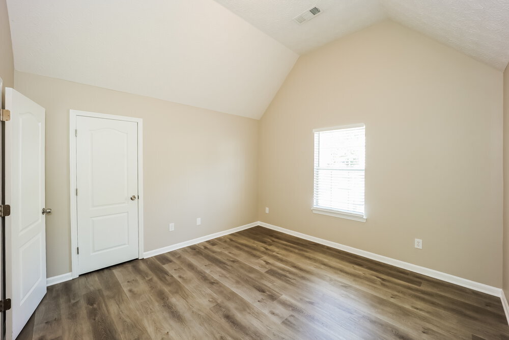 Building Photo - 1365 Camelia St