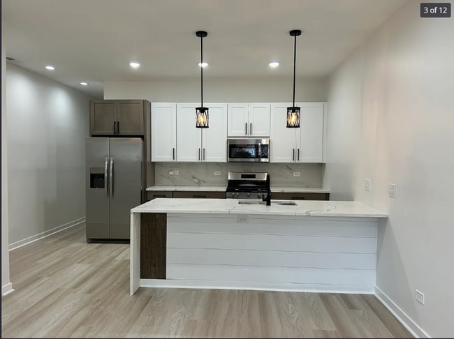 Building Photo - 1058 N Central Park Ave