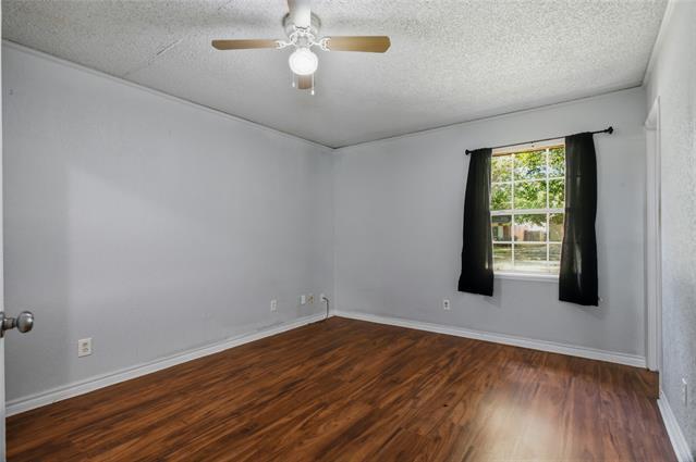 Building Photo - 1518 Camelia Dr
