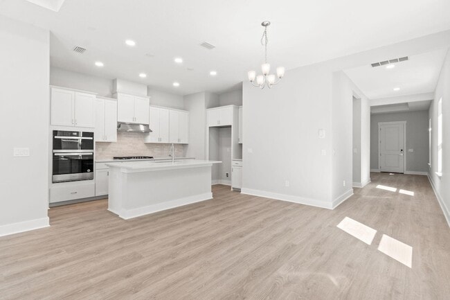 Building Photo - 263 Breakwater Blvd