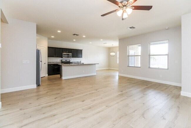 Building Photo - 4503 W Feather Plume Dr